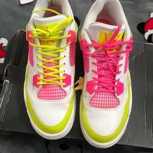 ‘lemon venom’ jordan 4 size 7y